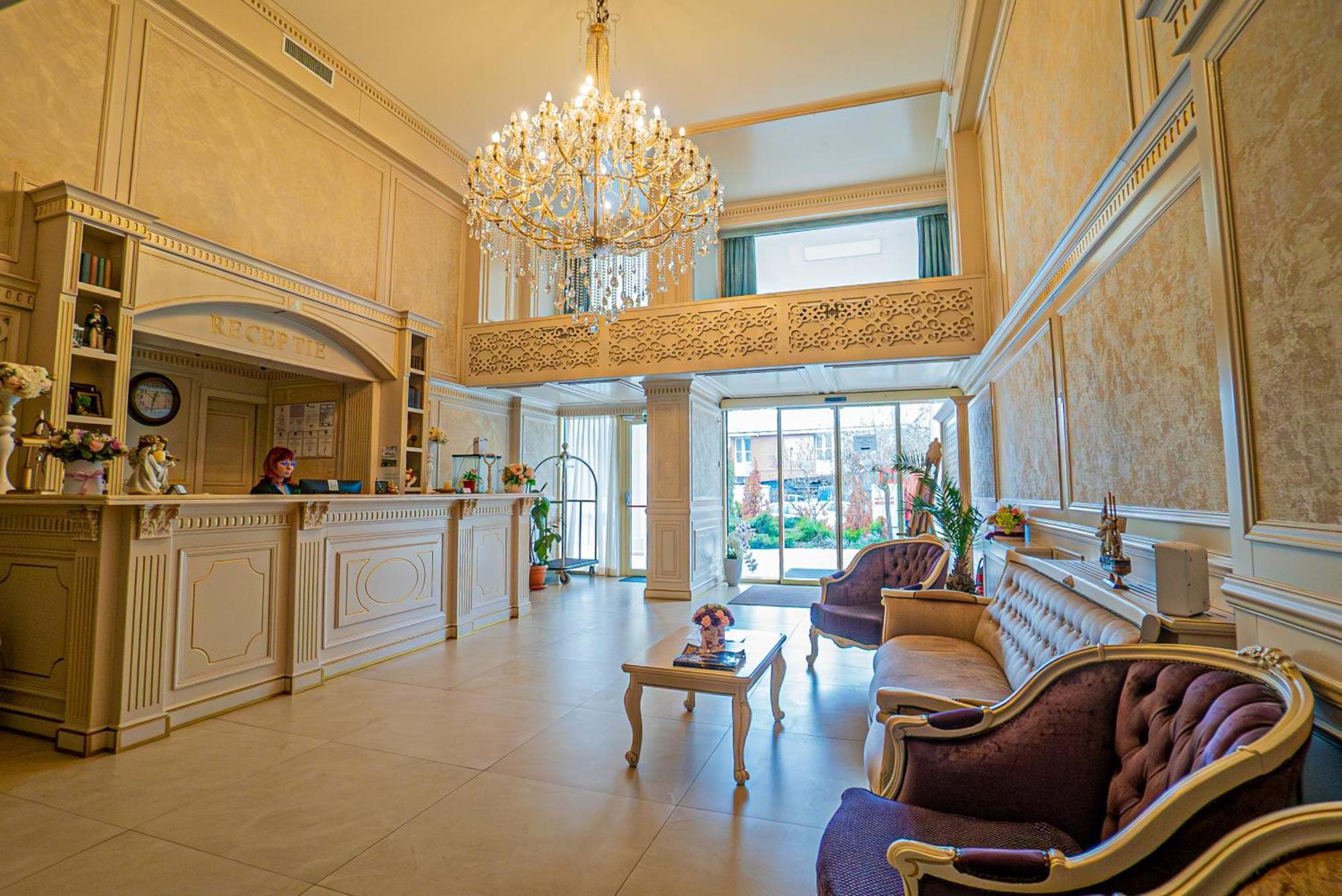 Sulina International Hotel 4*